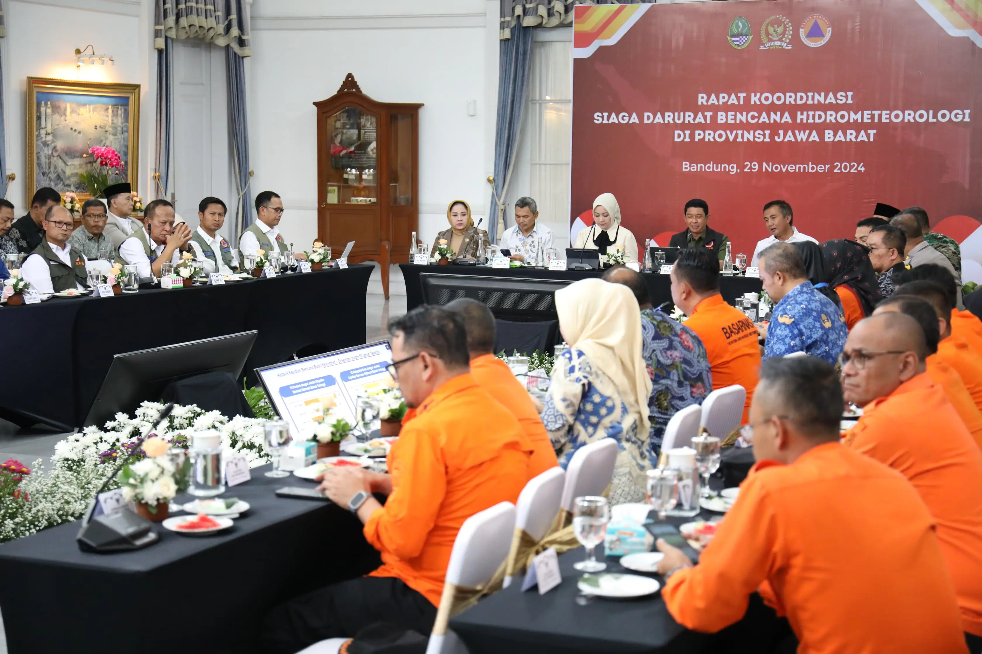Rakor Hidrometeorologi Basah : Kepala BNPB Sampaikan Empat Strategi Tangani Banjir Bandung
